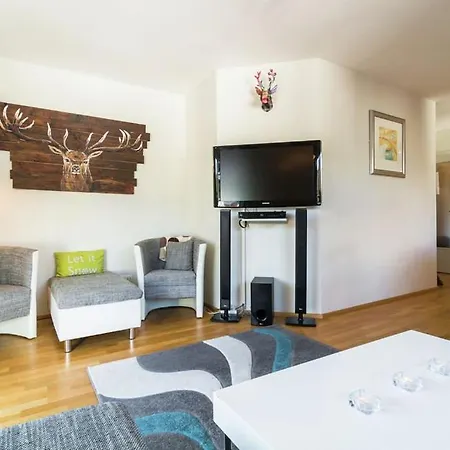 3 Bed 2 Bath Apt